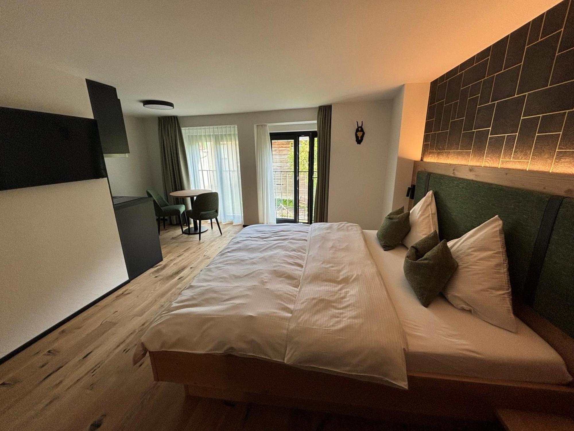 Appart Hotel Pitschonia Self Check-In Andeer Eksteriør billede
