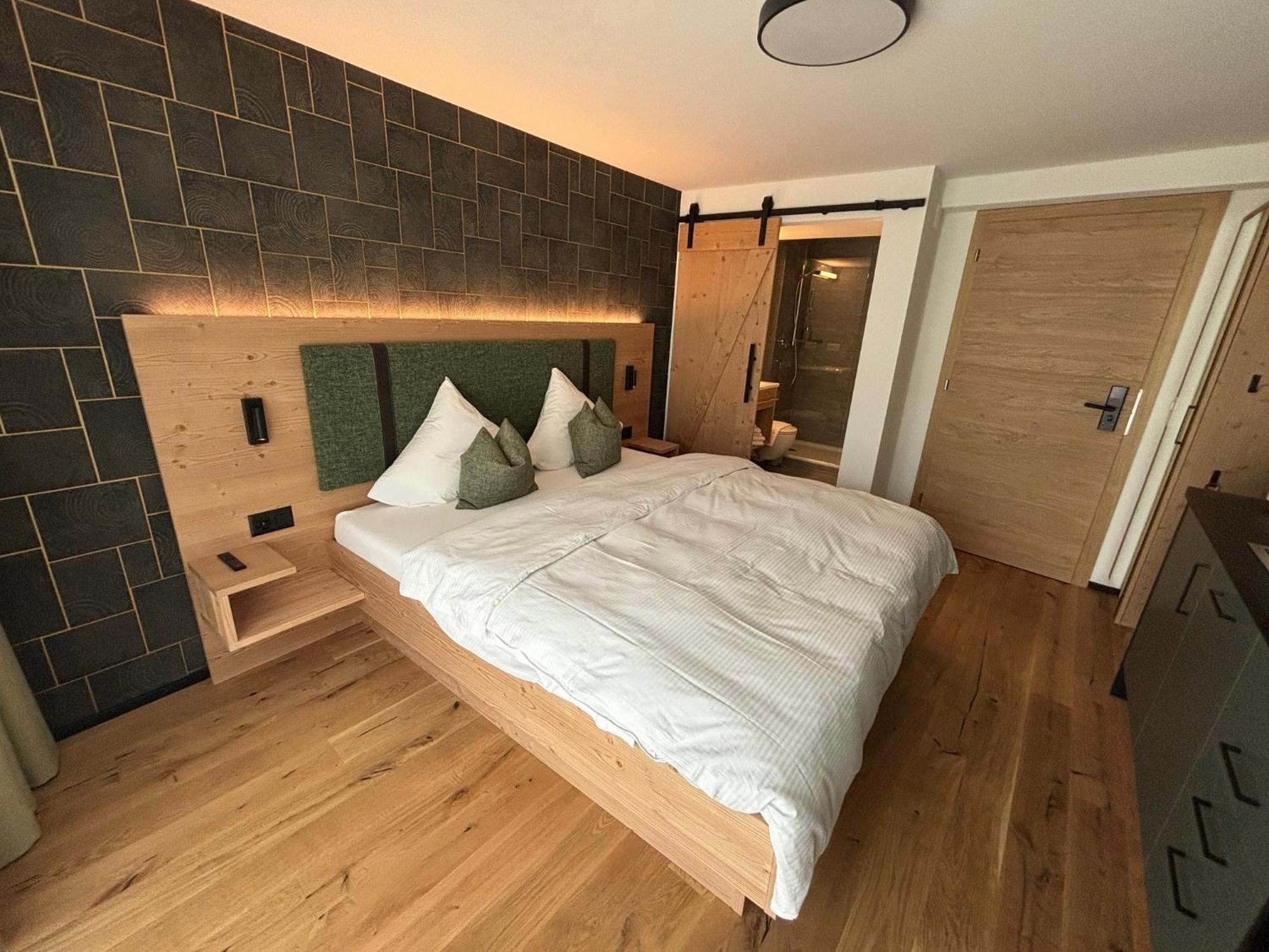 Appart Hotel Pitschonia Self Check-In Andeer Eksteriør billede