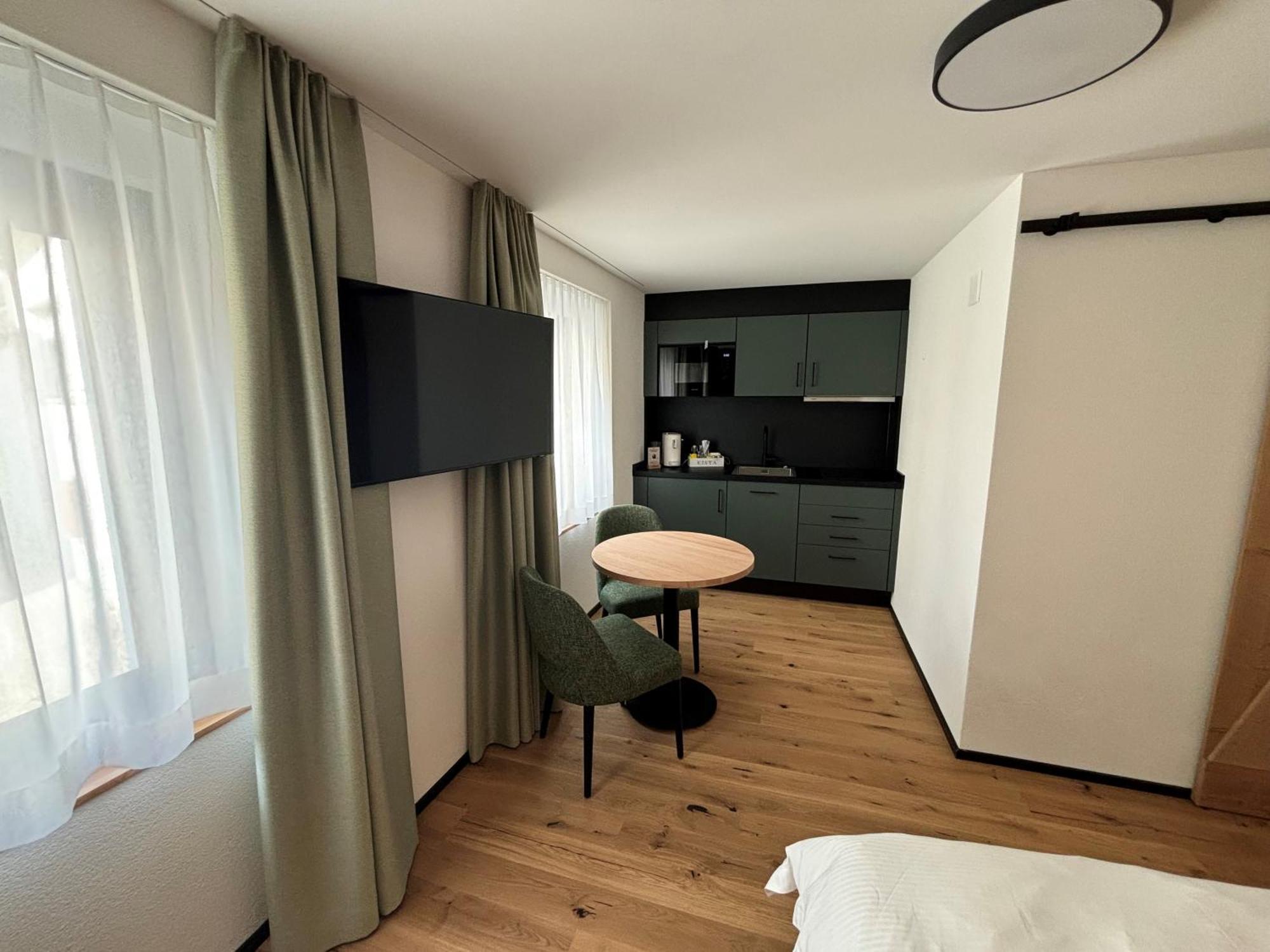 Appart Hotel Pitschonia Self Check-In Andeer Eksteriør billede